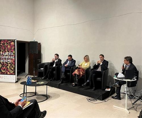 Governare l'incertezza - Bari teatro Margherita