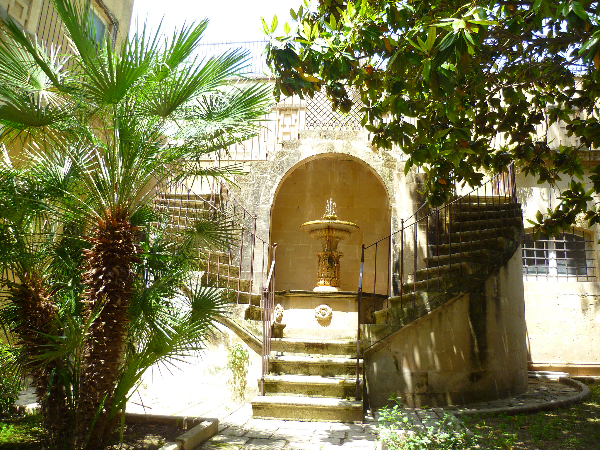 Lecce Cortili Aperti 2018 - tra le dimore storiche e i giardini più belli del centro storico gttre 2046