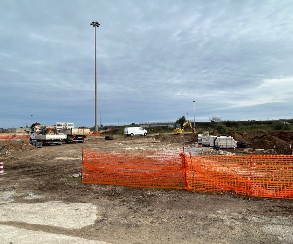 Rotatoria fra la Lecce-San Cataldo e via Cremona: partiti i lavori