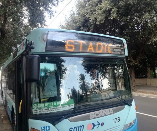 Torna il servizio “Allo stadio in Bus” per le partite del Lecce con Pisa e Pordenone bus stadio
