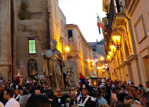 Portatori di statue, l’appello dell’assessore Andrea Guido