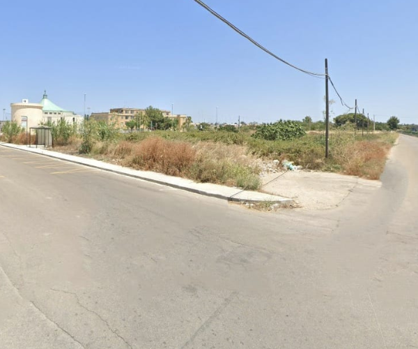 Lavori manutenzione strade in via Calore e strade limitrofe Via Calore - Lecce