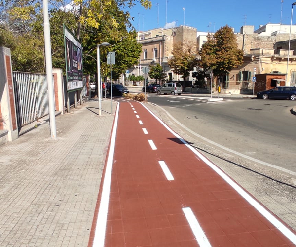 Manutenzione piste ciclabili, rimessi a nuovi i tratti più usurati Via Don Minzoni LECCE