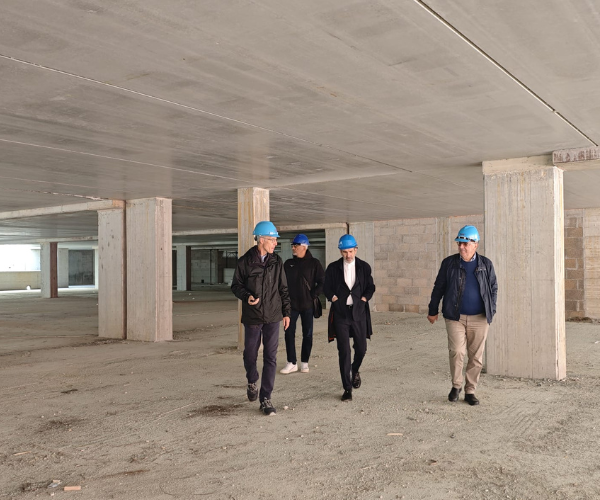 Il sindaco Salvemini in visita al cantiere dell'ex caserma Massa Visita Salvemini Cantiere Ex Massa