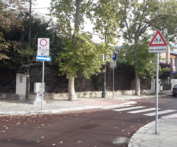 zona scolastica scuola ascanio grandi